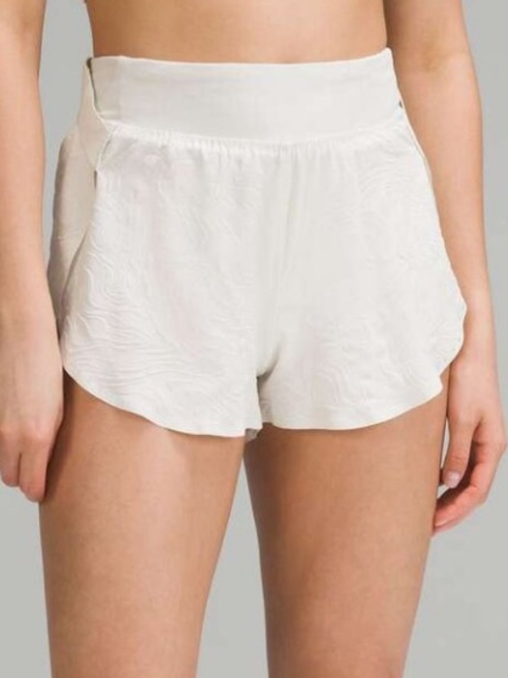 Lululemon Fast and Free High-Rise Short *Airflow In-Sense Emboss | Size 10, 2” - Picture 1 of 8